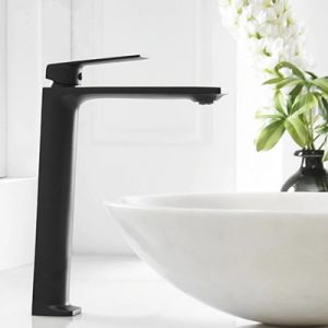 VÒI LAVABO DƯƠNG BÀN DELTA SERIES MERLER ML2150 (BLACK & POLISHED)