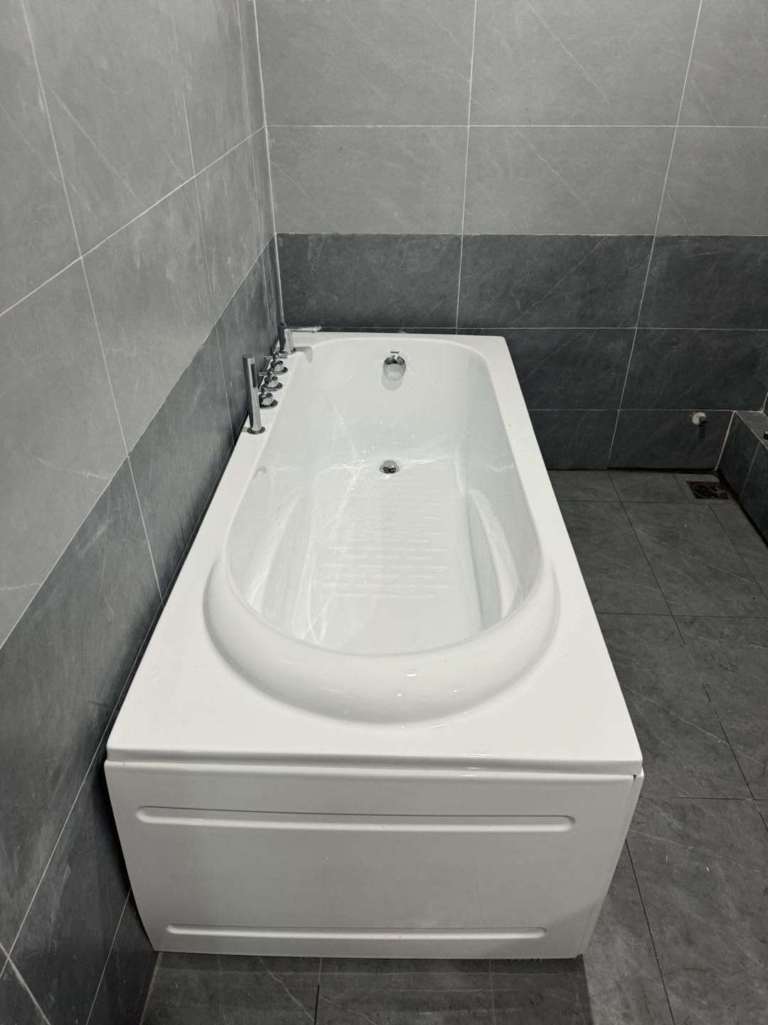 8096ad0f-5f5d-40ed-88b6-56ea5d0d314b